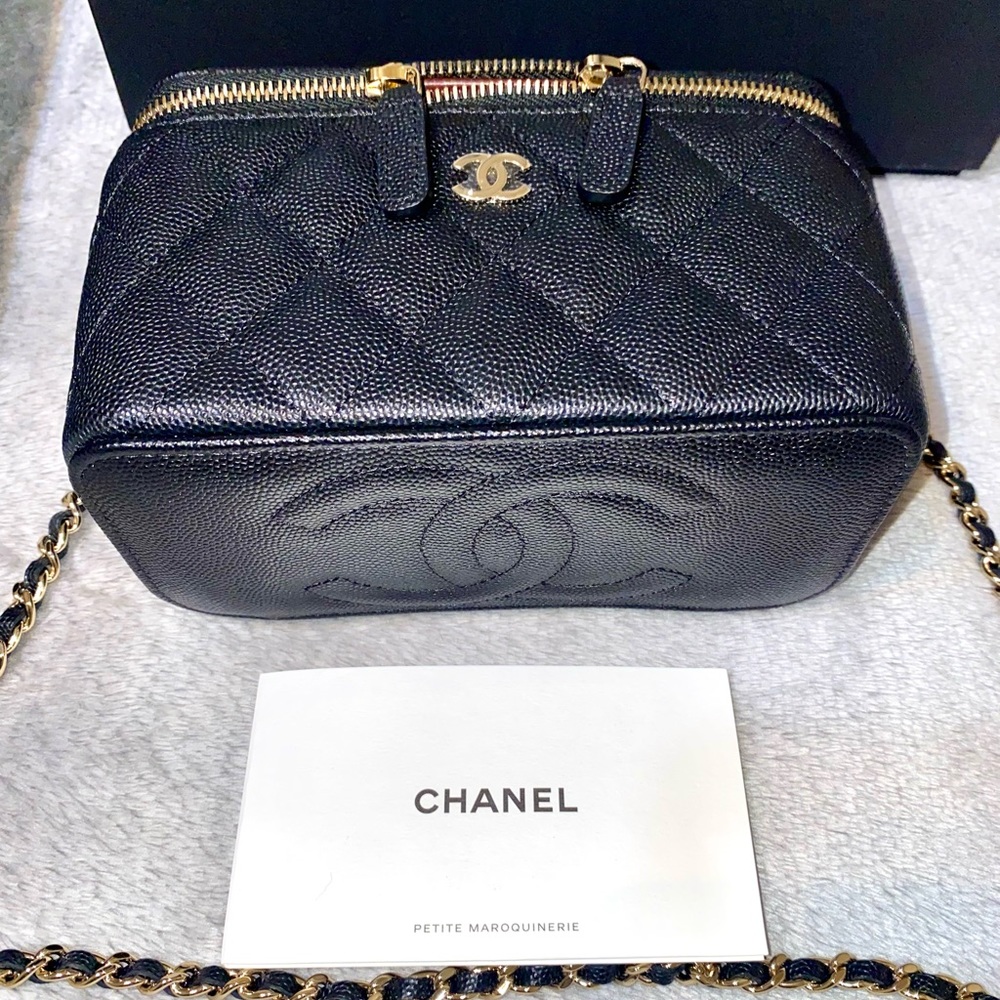 NEW CHANEL CLASSIC VANITY BAG